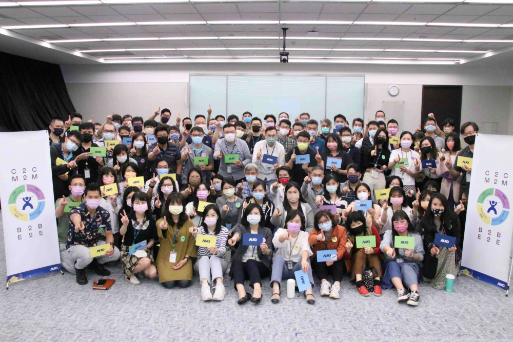 友達提供全球及集團輪調機會，支持同仁持續進修學習，致力為專業人才打造友善多元的職場環境